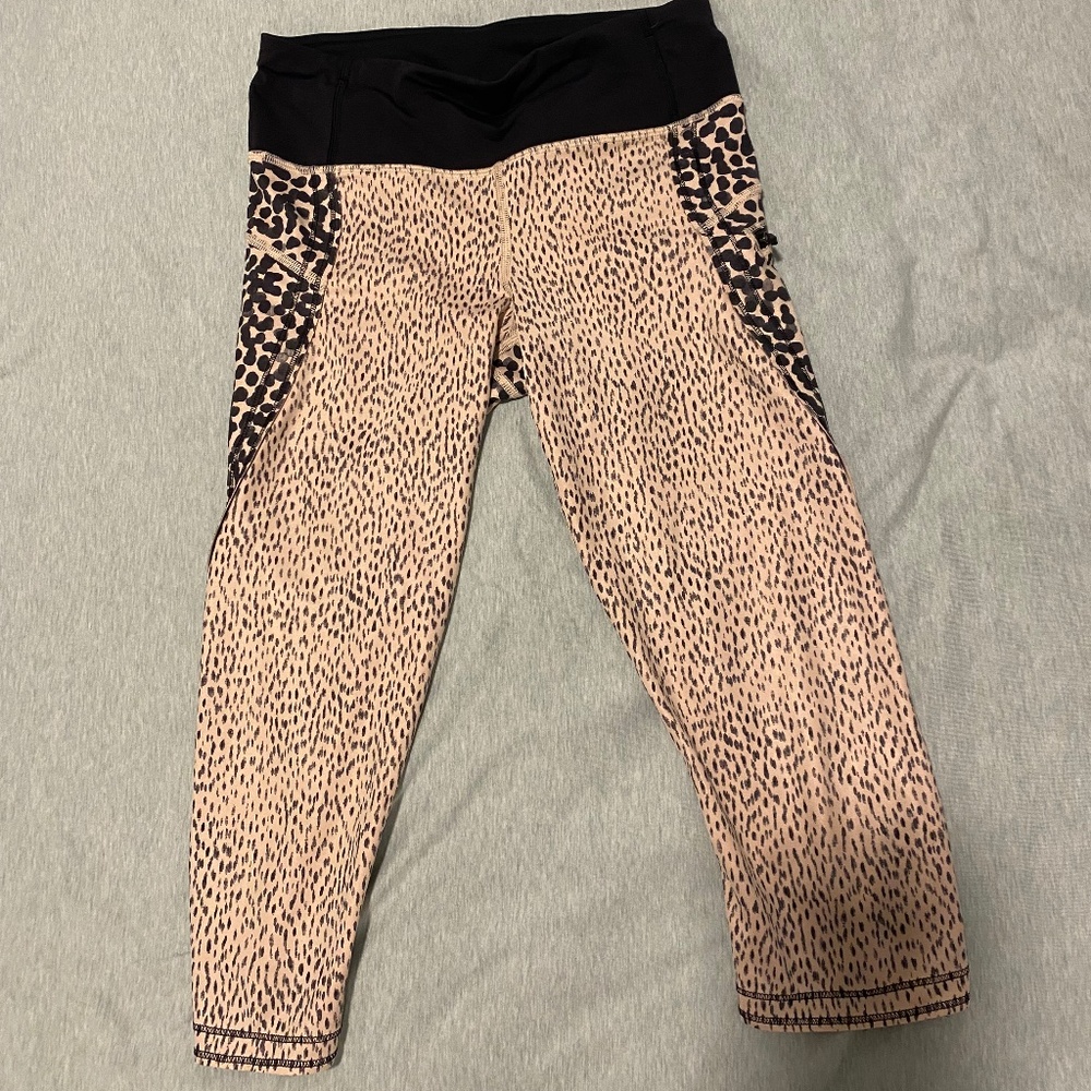 Lululemon cropped leggings